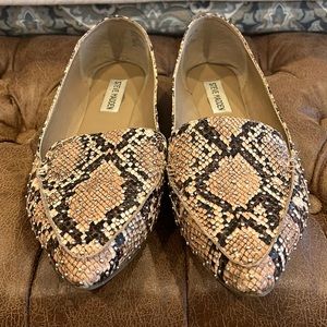 Steve Madden Flats
